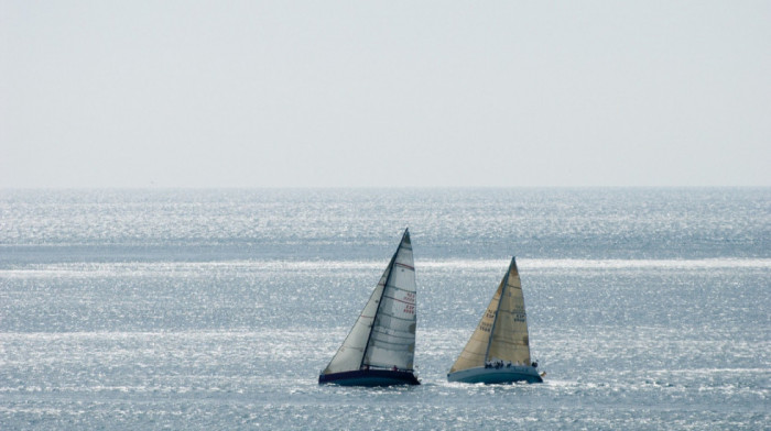 Pronađeni nestali jedriličari iz Meksika: Plovili ka Kubi sa humanitarnom pomoći