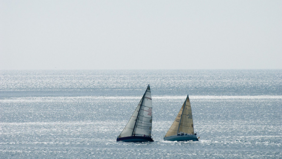 Pronađeni nestali jedriličari iz Meksika: Plovili ka Kubi sa humanitarnom pomoći