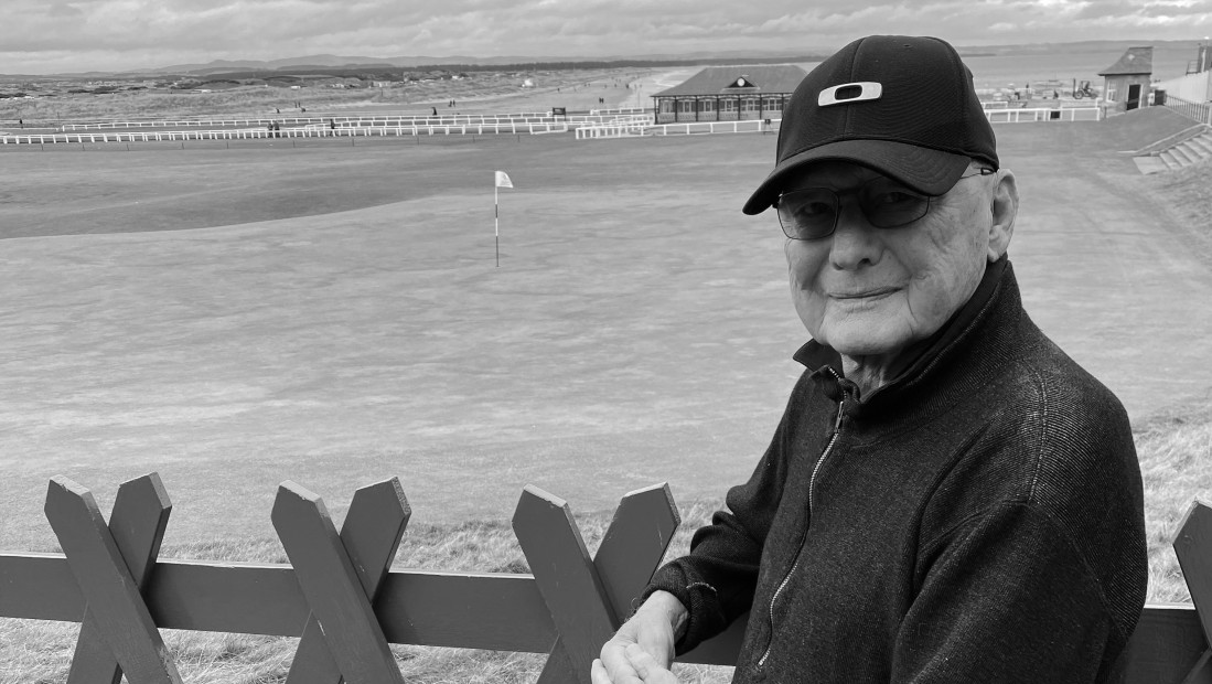 Preminuo glumac Džejms Tolkan, zvezda filmova "Top gan" i "Povratak u budućnost"