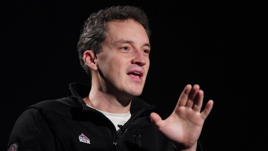 Ljubomir Bulajić o predstavi "Crno zlato": Pozorište je institucija gde se odvija društvena kritika