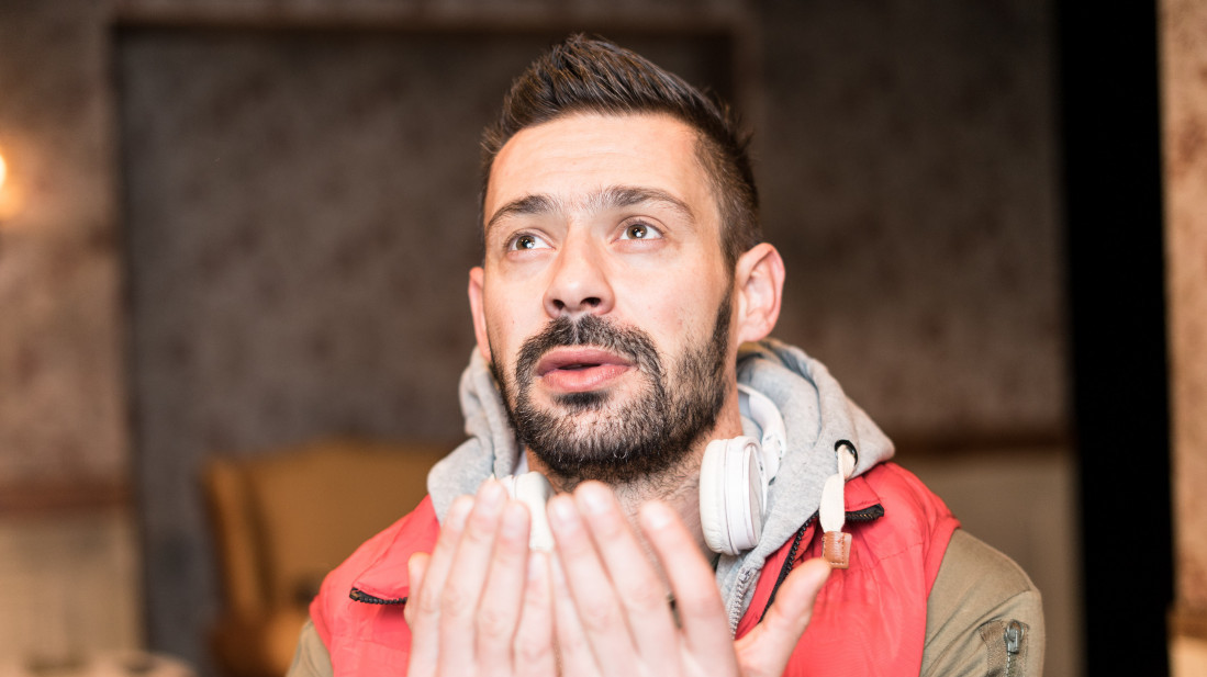 Glumac Milan Vasić: Pre nastupa u Prizrenu tzv. kosovska policija mi rekla šta smem da pevam