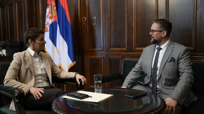 Brnabić sa Juhasom: Vratili smo dijalog u institucije, vreme da unapredimo saradnju