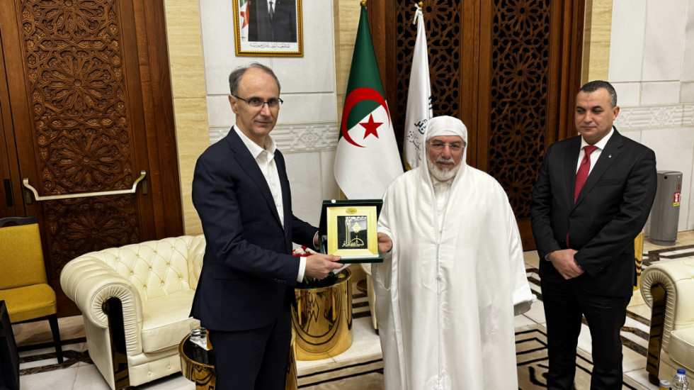 Macut obilaskom Velike džamije završio dvodnevnu posetu Alžiru