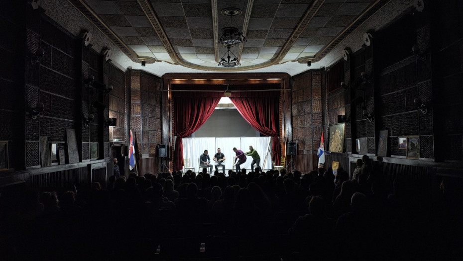 "Kontrola besa": Osuđenici KPZ Zabela predstavom obeležili nepunih godinu dana rada dramske sekcije