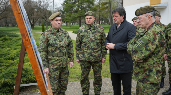 Gašić: Početak služenja vojnog roka krajem ove ili početkom naredne godine, trajaće 75 dana