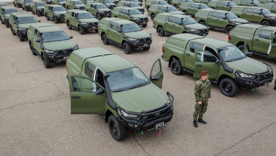 Vojska Srbije modernizuje vozni park: Nabavljeno 100 terenaca Toyota Hilux (FOTO)