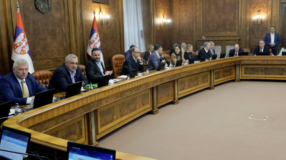 Vlada Srbije produžila do 2. maja zabranu izvoza nafte i naftnih derivata