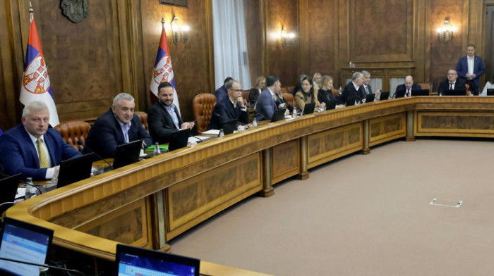 Vlada Srbije produžila do 2. maja zabranu izvoza nafte i naftnih derivata