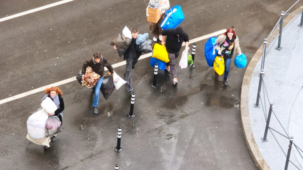 Tanjug: Studenti u blokadi napuštaju zgradu Rektorata Univerziteta u Beogradu (VIDEO)
