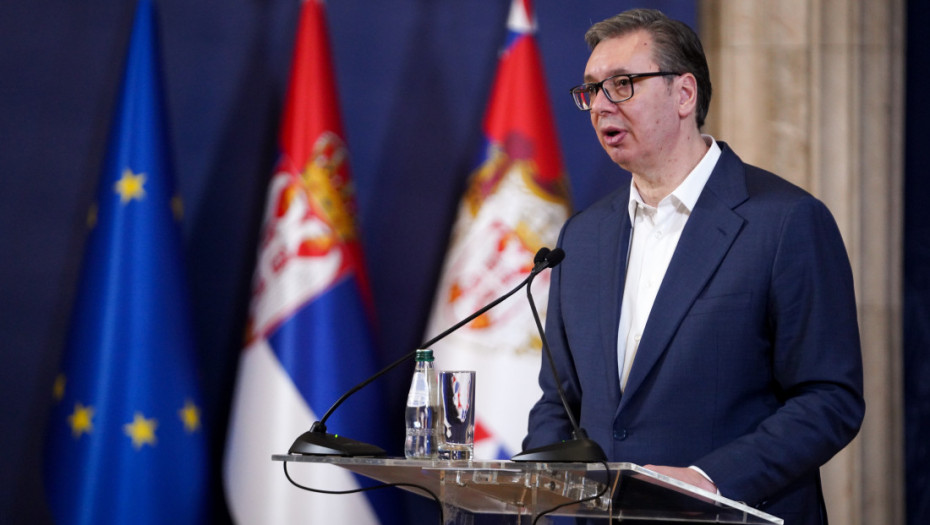 Vučić sutra nastavlja konsultacije sa predstavnicima stranka