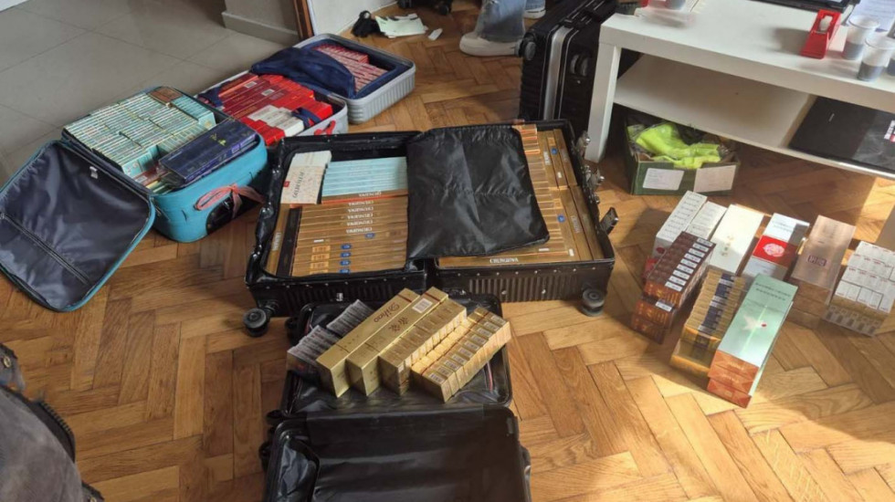 Od državljanina Kine oduzeta veća količina stranih cigareta bez akciznih markica