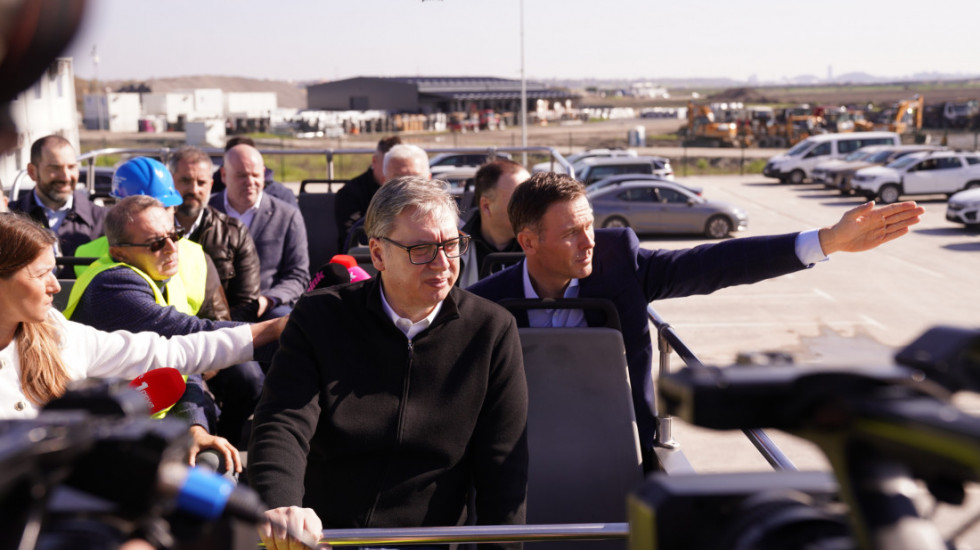 Vučić: Na gradilištu Ekspa radi veliki broj stranih radnika, nema dovoljno domaćih