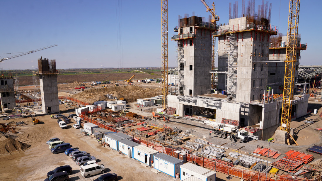 Vučić: Na gradilištu Ekspa radi veliki broj stranih radnika, nema dovoljno domaćih