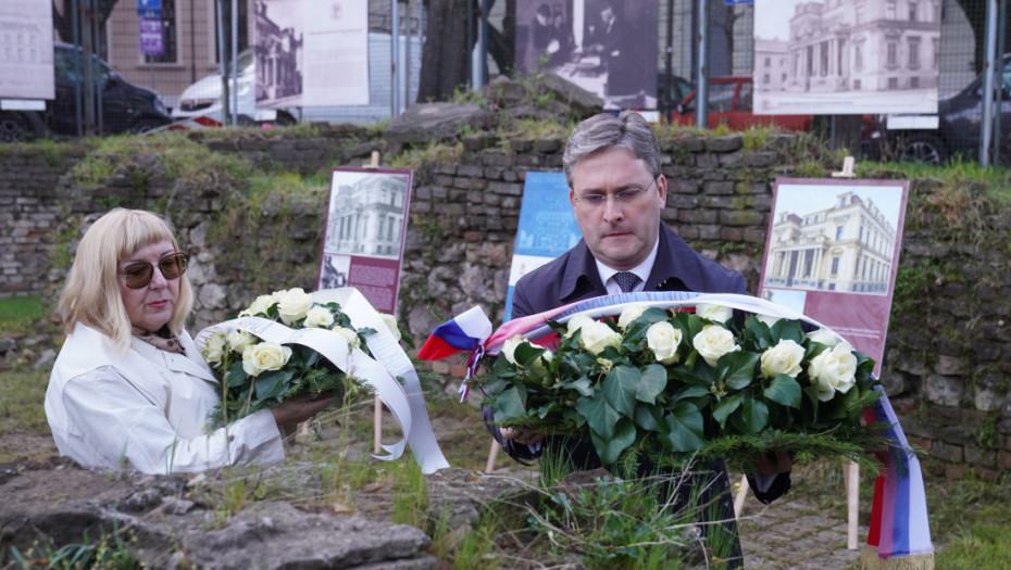 Selaković položio cveće na mestu stradanja NBS u bombardovanju 6. aprila 1941. godine