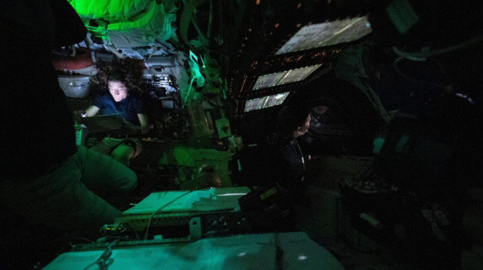 Posada Artemisa II: Mesec je smeđe boje sa neobičnim zelenim nijansama