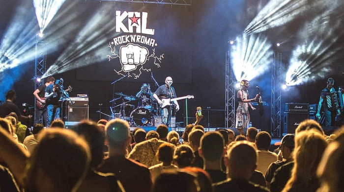 Grupa Kal sa novim pesmama u Sokoj klubu: "Igramo se novim formama, pomeramo granice, ali ne zaboravljamo ko smo"