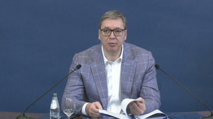 Vučić se obraća posle današnjih konsultacija: Poziv na dijalog nije hir, već suština demokratije