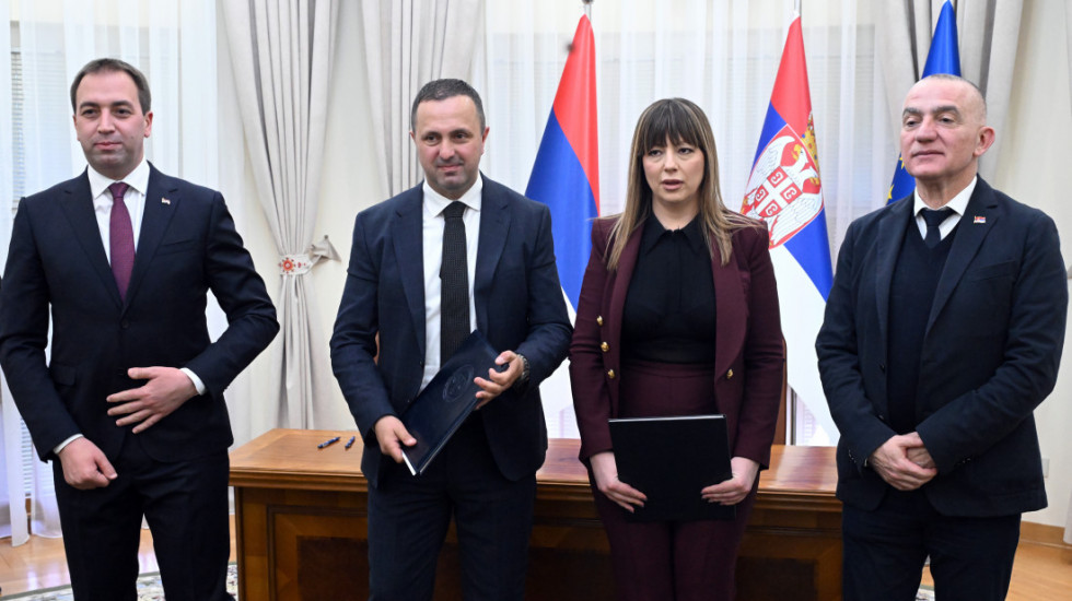 Potpisan Memorandum o saradnji između javnobeležničkih komora Srbije i Srpske