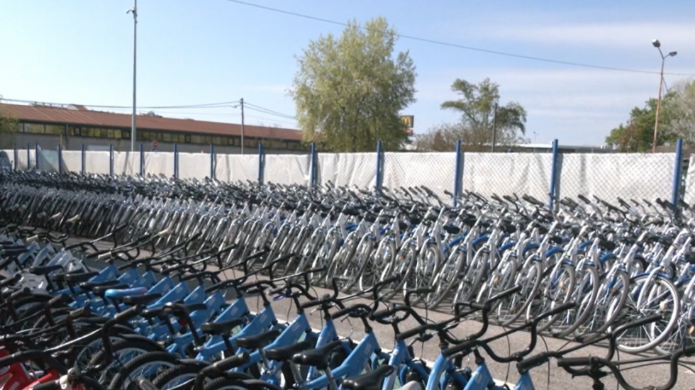 "Parkiraj i bicikliraj po Beogradu": Auto na jednom od pet parkirališta "Parking servisa", a u zamenu četiri bicikla