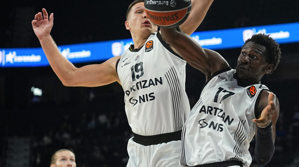 Košarkaši Partizana igraju za "generala" Duška Vujoševića: Meč sa Žalgirisom više od igre