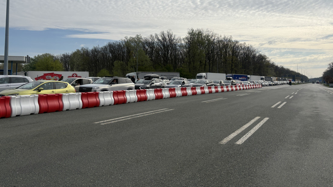 AMSS: Zadržavanja za teretna vozila na prelazima do tri sata