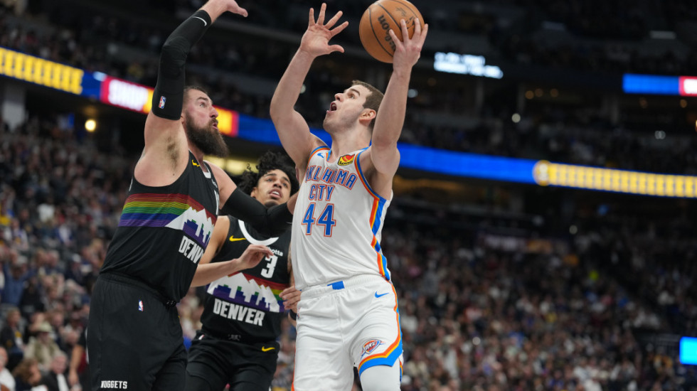 Prvi start u NBA pa dabl-dabl Nikole Topića