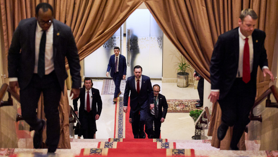 Prva runda pregovora SAD i Irana završena nakon nešto manje od dva sata