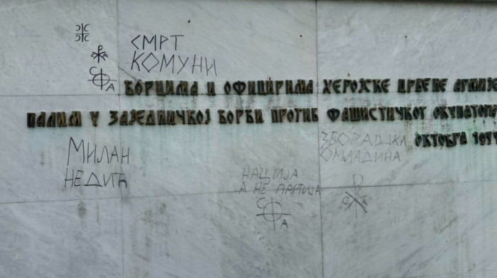 Vandalizam u Požrevcu: U Spomen parku Čačalica oskrnavljen spomenik sovjetskim crvenoarmejcima