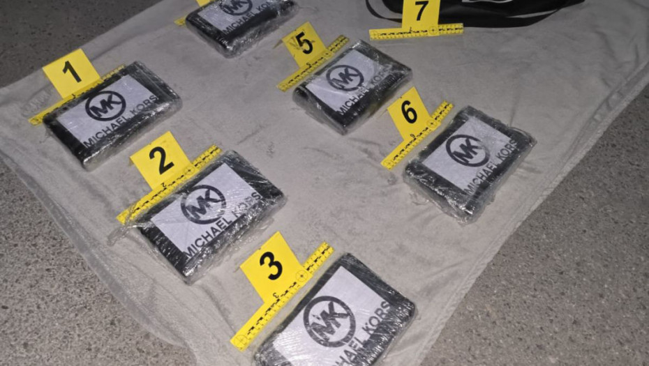 Zaplenjeno nekoliko kilograma kokaina "brendiranog" imenom poznatih ženskih torbi: Uhapšen osumnjičeni u Novom Sadu