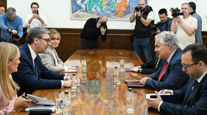 Završene konsultacije predsednika Vučića sa predstavnicima Narodne stranke