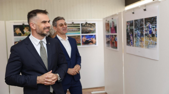 Mićin obišao Spens povodom 45 godina postojanja: On je simbol Novog Sada