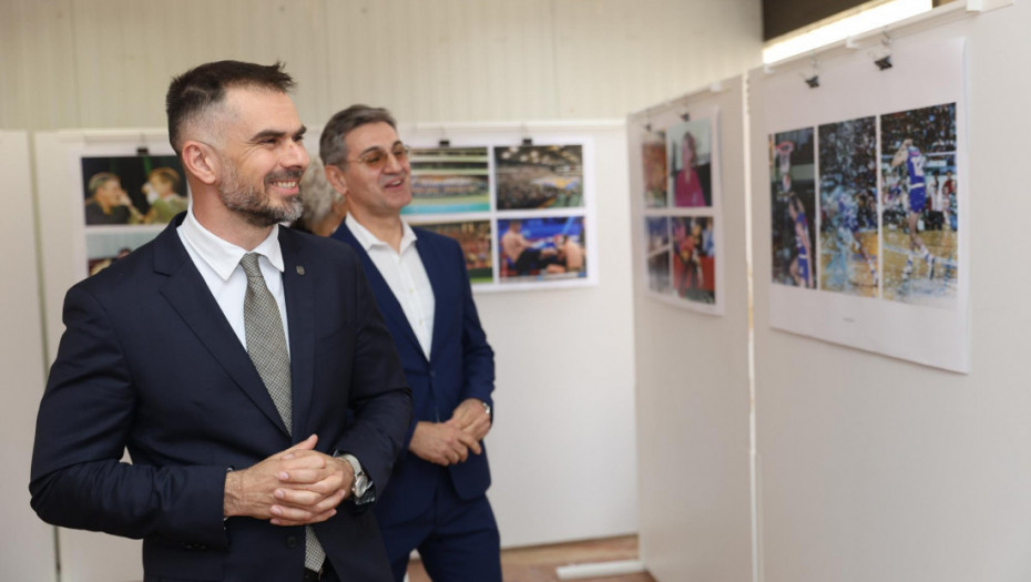 Mićin obišao Spens povodom 45 godina postojanja: On je simbol Novog Sada