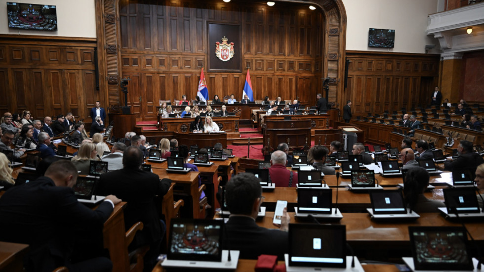 Polemika vlasti i opozicije o zakonskim predlozima, ali i drugim temama