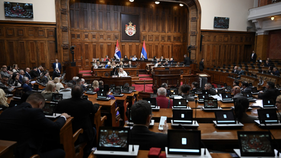 Polemika vlasti i opozicije o zakonskim predlozima, ali i drugim temama