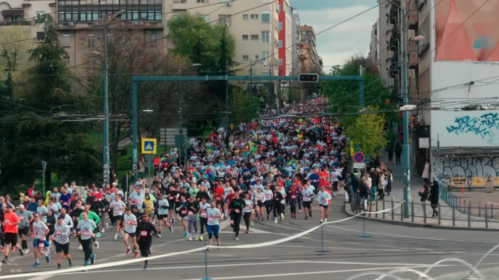 Beogradski maraton obezbeđuje 320 volontera - pomoć stiže za manje od dva minuta