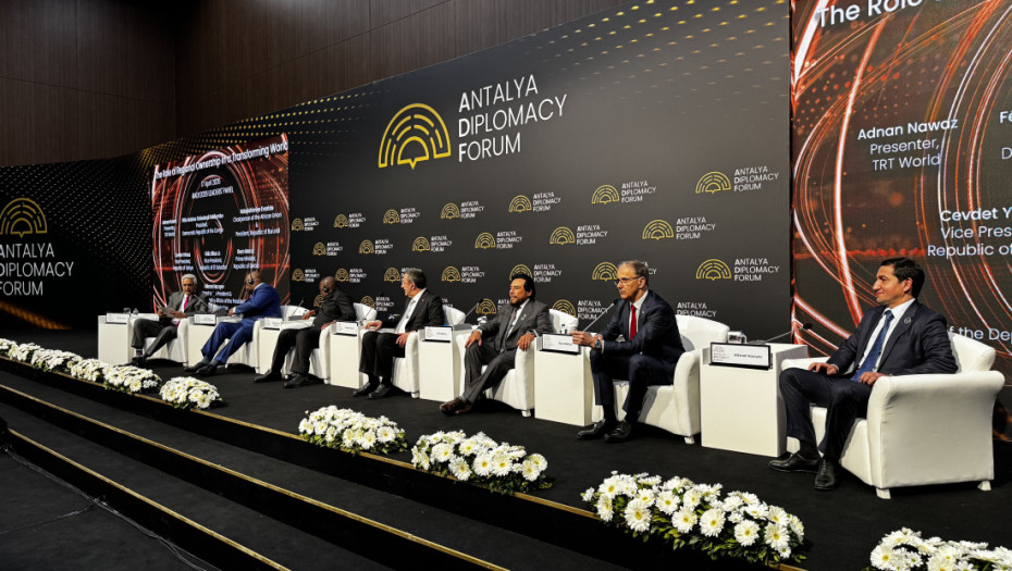 Macut na panelu na Antalijskom forumu: Srbija posvećena regionalnoj saradnji i evropskom putu