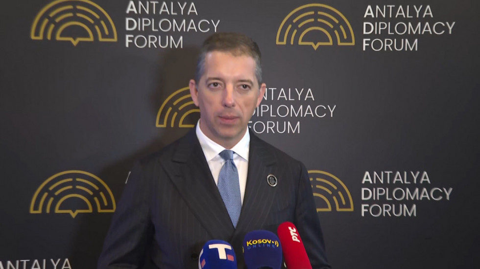 Đurić na Antalijskom diplomatskom forumu: Srbija deo rešenja, otvorena za saradnju