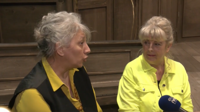 Sestre Bruster na sceni i u životu: Gordana Đurđević Dimić i Tijana Maksimović odlaze u penziju premijerom u SNP-u