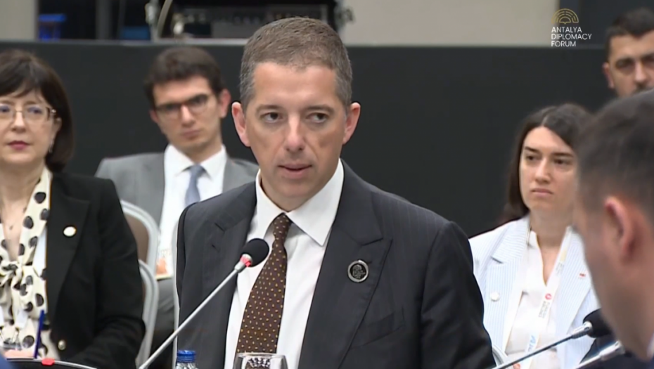 Đurić Konakoviću: Srbima i Bošnjacima treba drugačija budućnost, a ne mržnja