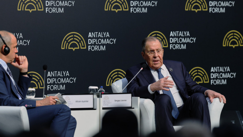 Lavrov: Razmatra se formiranje novog vojnog bloka EU, Turske, Velike Britanije i Ukrajine