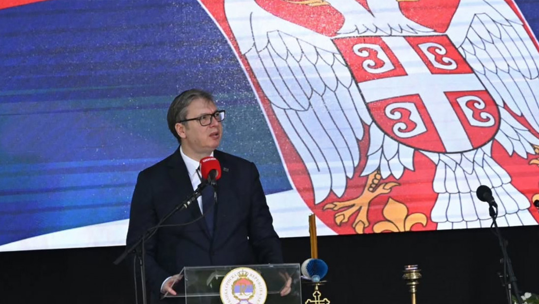 Vučić u Donjoj Gradini: Uvek ćemo svima pružiti ruku, ali neće biti ni traktora ni ubijenih Srba