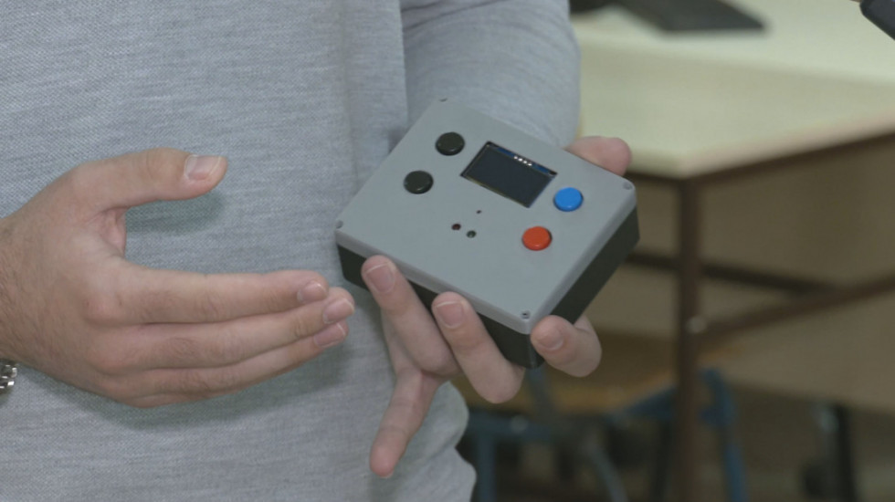 Veliki uspeh novosadskih đaka: Napravili logopedski uređaj za vežbanje govora uz pomoć veštačke inteligencije