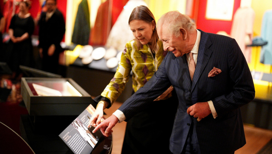 Britanska kraljevska porodica obeležava 100 godina od rođenja kraljice Elizabete II