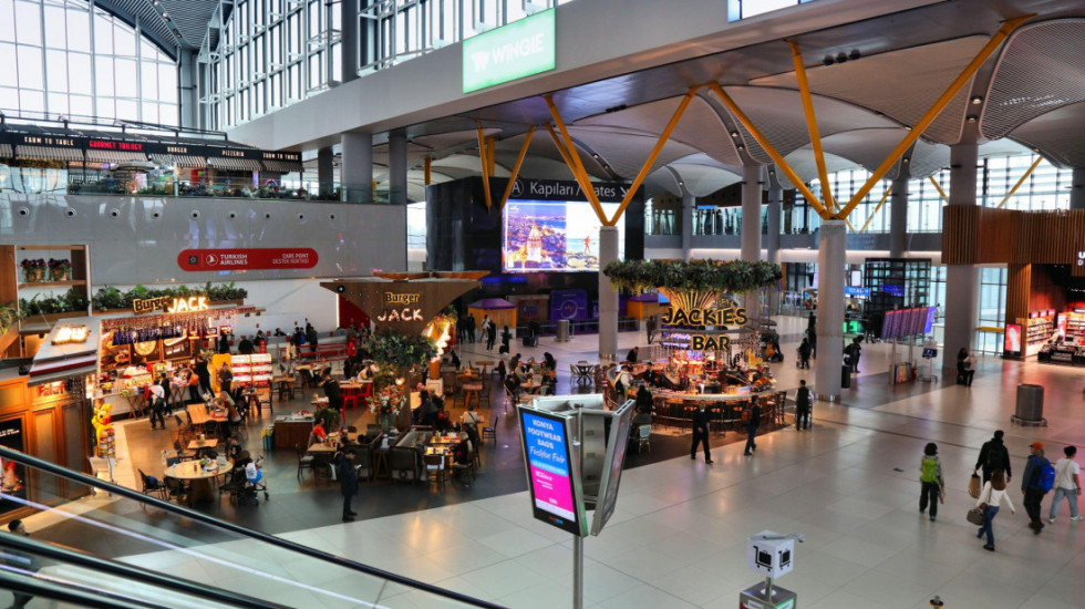 Londonski Hitrou izgubio titulu najprometnijeg aerodroma Evrope, prestigao ga Istanbul
