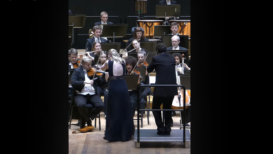 Dirigent na koncertu slučajno solistkinji iz ruku izbio violinu vrednu milion dolara: "Nindža potez" spasao veče (VIDEO)