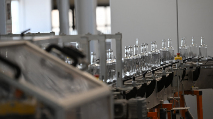 Vučić u Paraćinu: Prisustvuje otvaranju pogona kompanije Vaider Srpske fabrike stakla