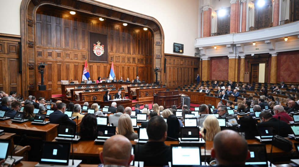 Usvojeni novi zakoni: Stroža pravila za trgovce i zabrana prodaje cigareta maloletnicima