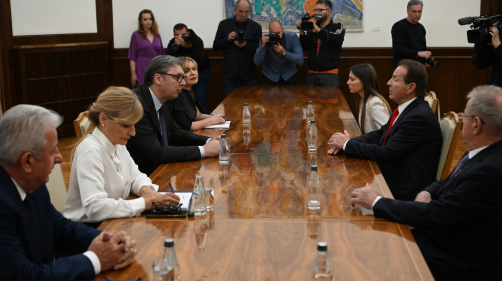 Završene konsultacije Vučića sa predstavnicima stranke Pokret snaga Srbije-BK