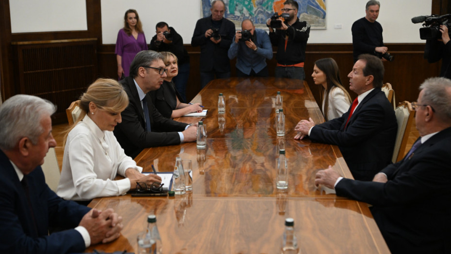 Završene konsultacije Vučića sa predstavnicima stranke Pokret snaga Srbije-BK