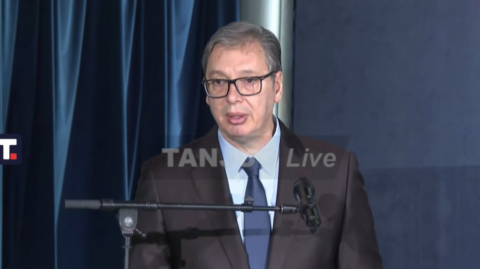 OBRAĆANJE MEDIJIMA Vučić o generalu Mladiću: Ne razumem zašto ne dopuštaju da poslednje dane provede na slobodi